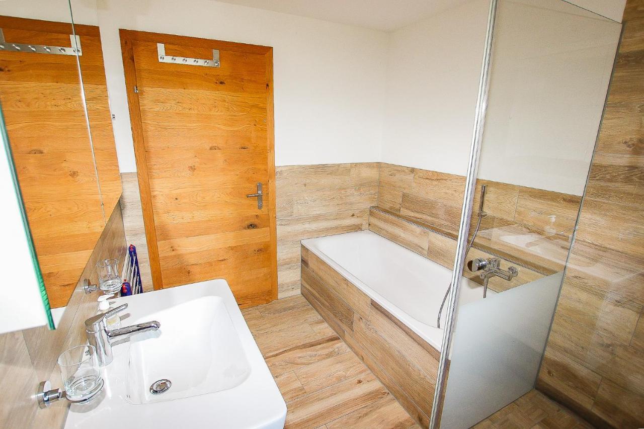 Ferienwohnung Bartschi レンク エクステリア 写真